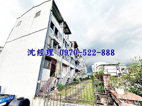 雲林縣斗六市埤頭路118巷20弄16號雲林法拍屋代標沈先生0970522888斗六法拍屋斗六傳家堡朝南社區透天1.jpg