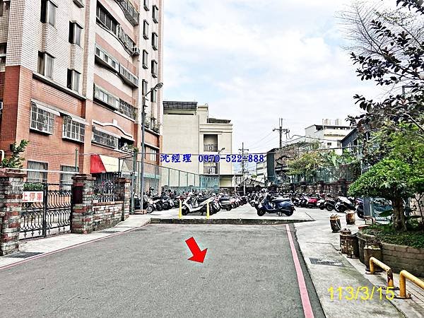 新竹縣竹東鎮幸福路121巷21號11樓新竹法拍屋代標沈先生0970522888竹東法拍屋凱悅天廈電梯兩房大樓2.jpg