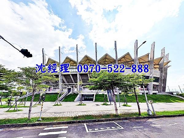 臺南市安南區環館路352巷3號台南法拍屋代標沈先生0970522888安南區法拍屋翡翠森林NO2電梯車墅史博館台南南科首選3.jpg