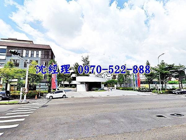 臺南市安南區環館路352巷3號台南法拍屋代標沈先生0970522888安南區法拍屋翡翠森林NO2電梯車墅史博館台南南科首選1.jpg