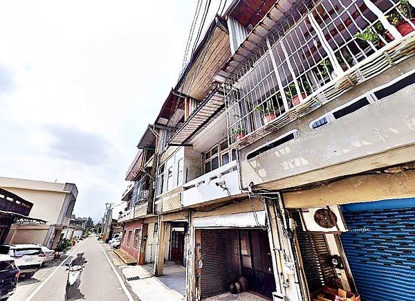 苗栗縣頭份市尖山里12鄰尖豐路206巷26號苗栗法拍屋代標沈先生0970522888頭份法拍屋文英國中透天1.jpg