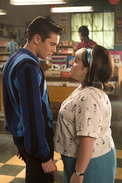 Zac-Efron-Nikki-Blonsky.jpg