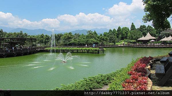 新社莊園