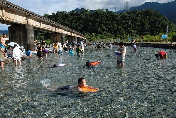 一大池的冰池