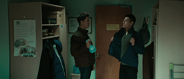 vlcsnap-2019-03-12-22h43m22s073.png