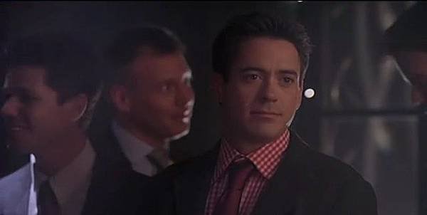 Ally.McBeal.Season4.EP02_S-files.rmvb_snapshot_32.16.468.jpg