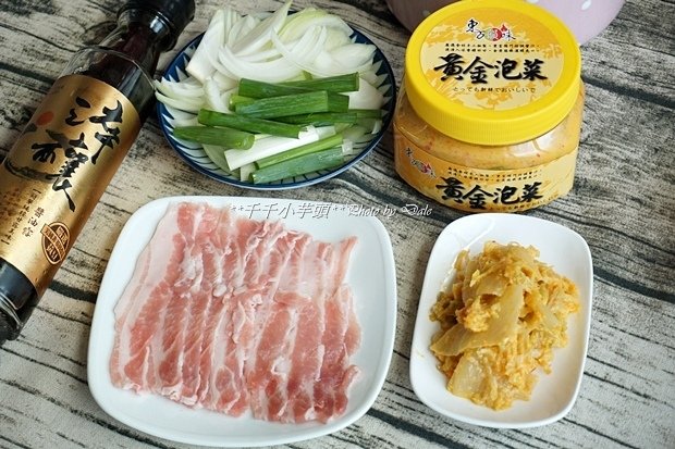 東方韻味黃金泡菜炒豬五花1.JPG