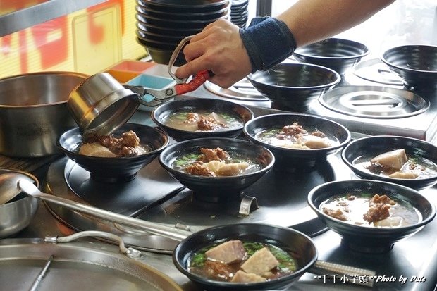 一福味彌月油飯3.JPG