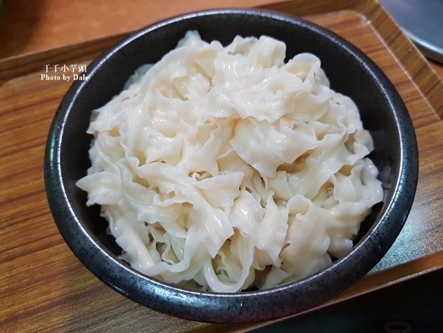牛頭牌紅蔥醬乾湯麵3.jpg