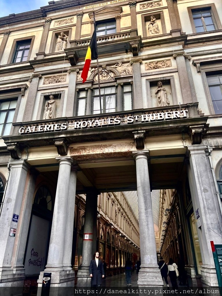 比利時~布魯塞爾黃金大廣場 Grand Place + 尿尿