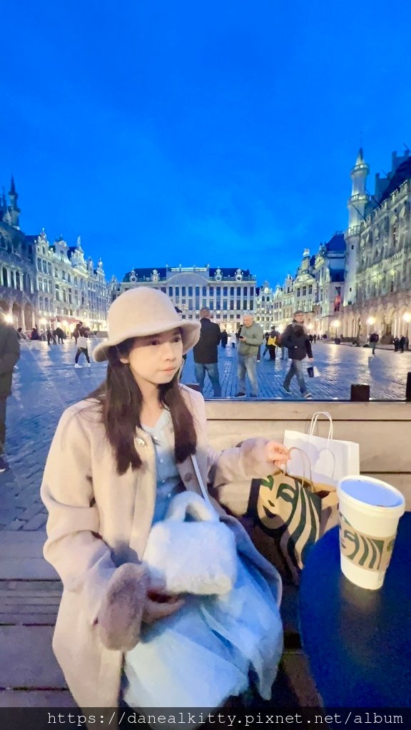 比利時~布魯塞爾黃金大廣場 Grand Place + 尿尿