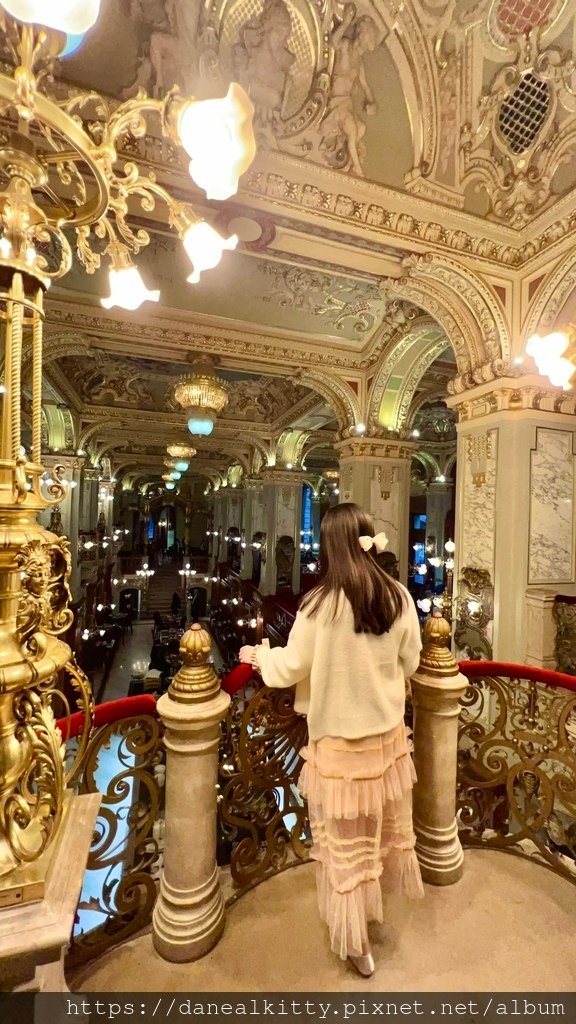 匈牙利 布達佩斯~ 百年歷史 紐約咖啡館 New York 