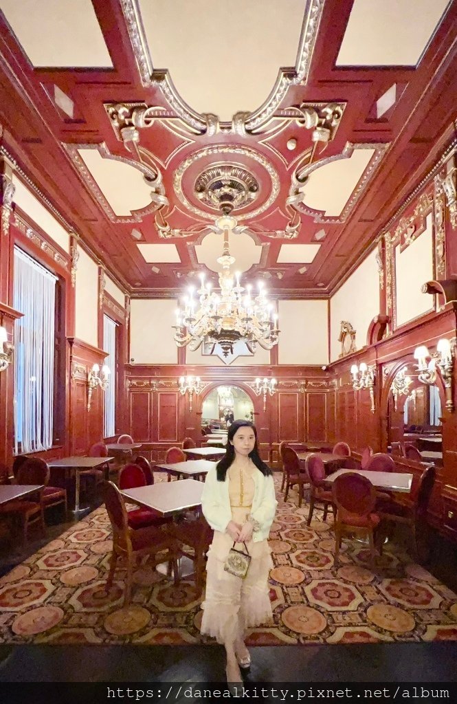 匈牙利 布達佩斯~ 百年歷史 紐約咖啡館 New York 