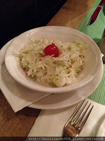 salad with bacon