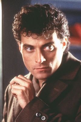 Rufus Sewell.jpg