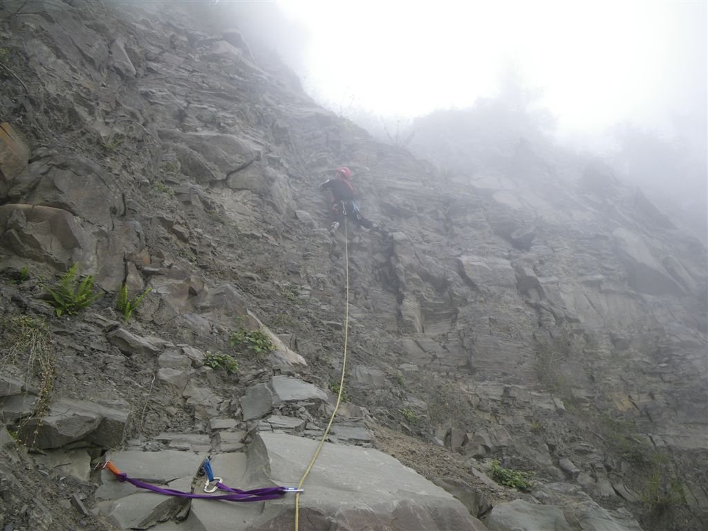 霍俄索溪溯登新望嶺_0213_2011-3-24 上午 11-10-36.JPG