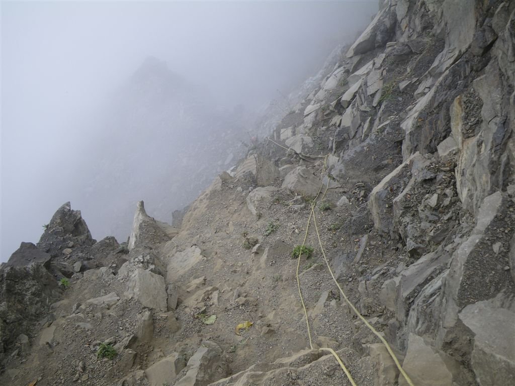 霍俄索溪溯登新望嶺_0228_2011-3-24 下午 12-10-21.JPG