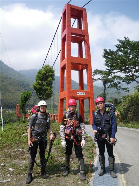 霍俄索溪溯登新望嶺_0054_2011-3-23 下午 12-52-31.JPG