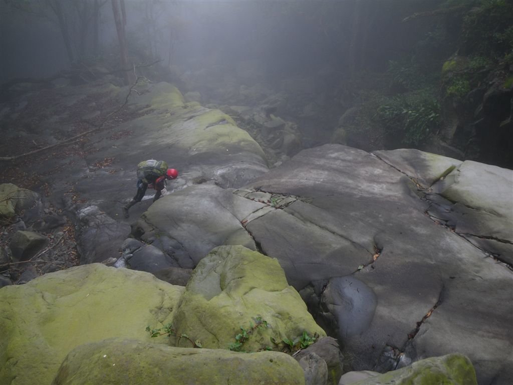 霍俄索溪溯登新望嶺_0303_2011-3-25 上午 07-53-31.JPG