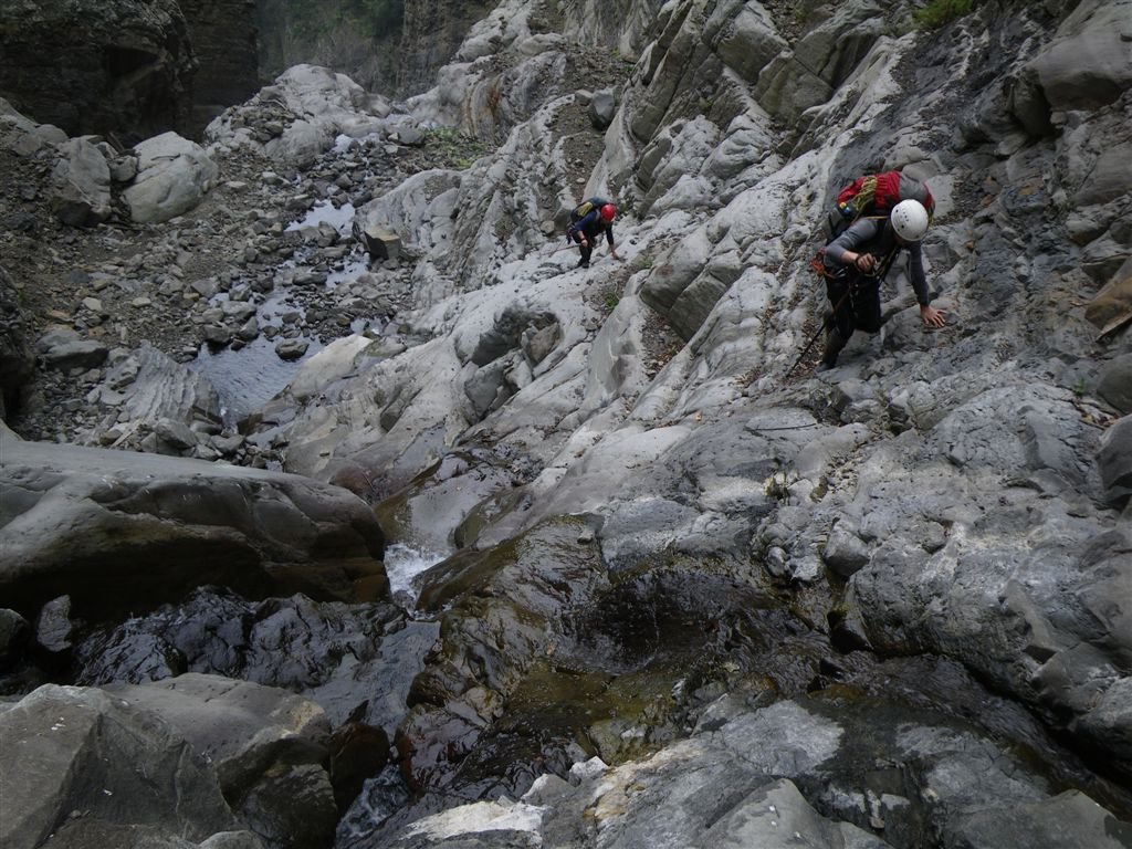 霍俄索溪溯登新望嶺_0137_2011-3-23 下午 03-11-08.JPG