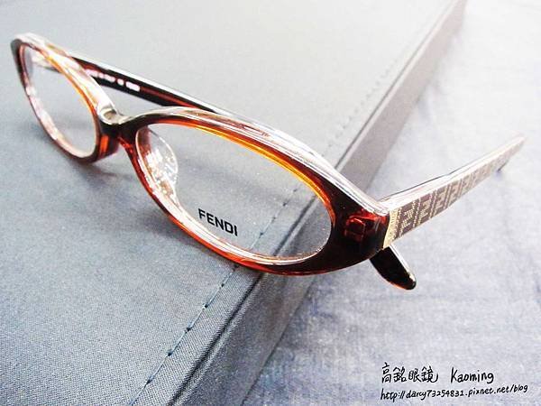 Fendi 經典光學 03.JPG