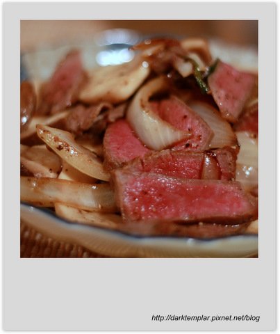 Steak with Fried Onion.jpg