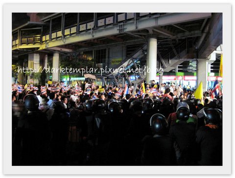 2010 Bangkok Riot (4).jpg