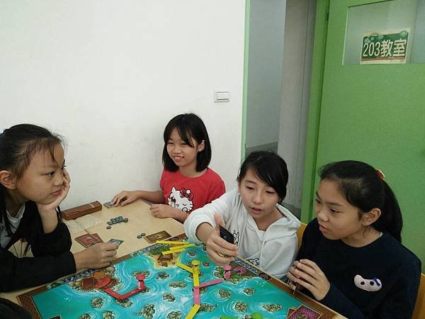 小五桌遊