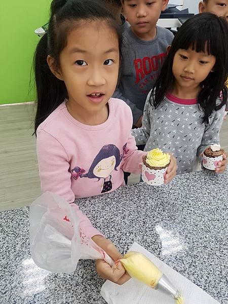 小一杯子蛋糕
