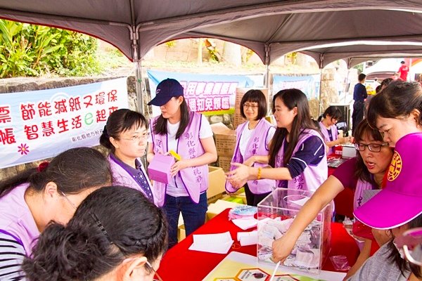 彰化縣稅務局電子發票租稅宣導-彰化市八卦山大佛前廣場11.jpg