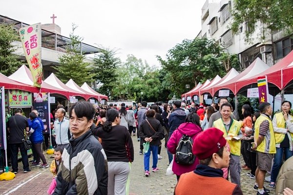 2017彰化慈愛愛心市集園遊會-慈愛殘障教養院5.jpg