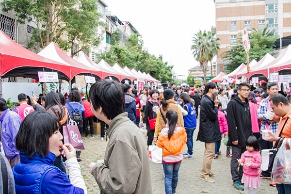 2017彰化慈愛愛心市集園遊會-慈愛殘障教養院10.jpg