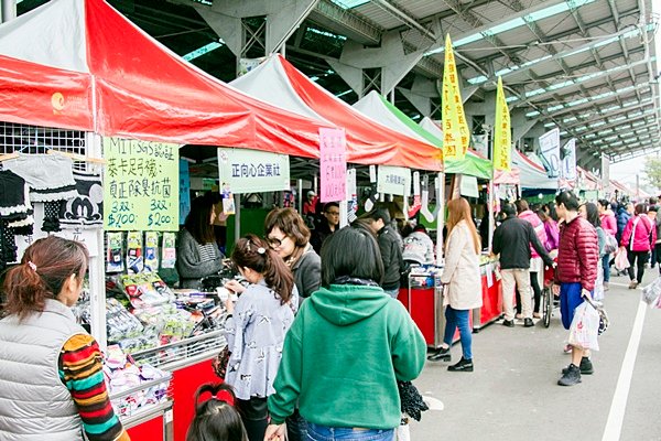 彰化社頭織襪芭樂節-社頭鄉果菜市場10.jpg