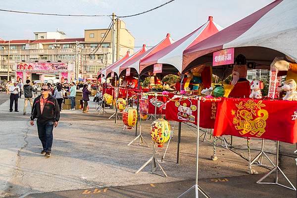 白沙坑迎燈排元宵晚會-花壇夜市2.jpg