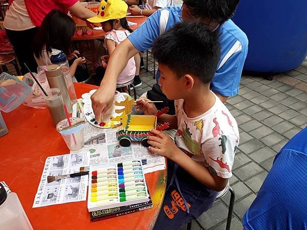 彰化屈原文化節慶端午活動-彩繪陸上龍舟創作DIY.jpg