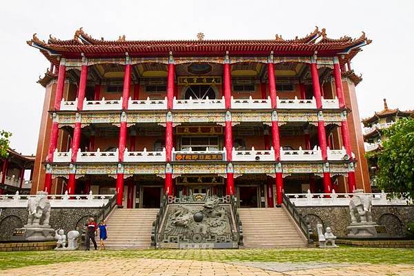 彰化八卦山大佛寺.jpg