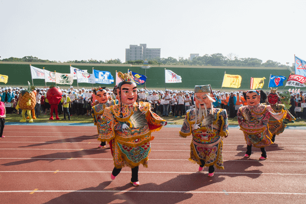 彰化縣勞資運動會 3500人齊聚體育場同歡2.png