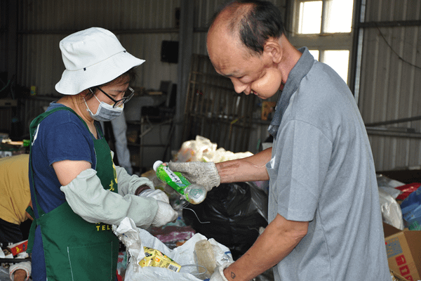 周清華感念慈濟人陪伴關懷 發願做志工回饋社會3.png