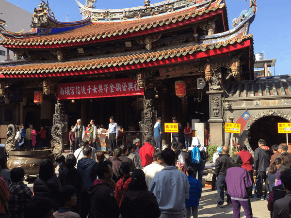 彰化南瑤宮發放媽祖信徒子女獎學金近150萬4.png