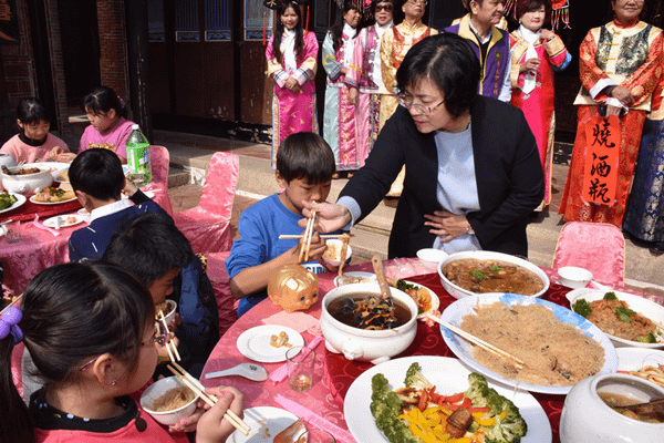 彰化家扶來秀水益源古厝呷辦桌 家扶圍爐幸福年菜感恩有你7.png