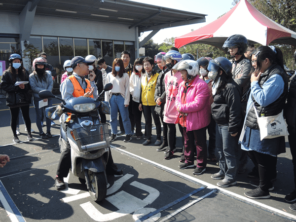 田中鎮公所舉辦機車下鄉考照 120個名額爆滿5.png