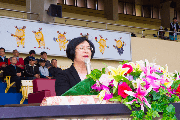 彰化縣適應體育田徑賽開幕 王惠美為參賽選手加油勉勵3.png