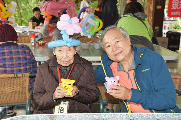 切膚之愛基金會攜手震旦集團 創造友善失智者家庭快樂出遊9.png