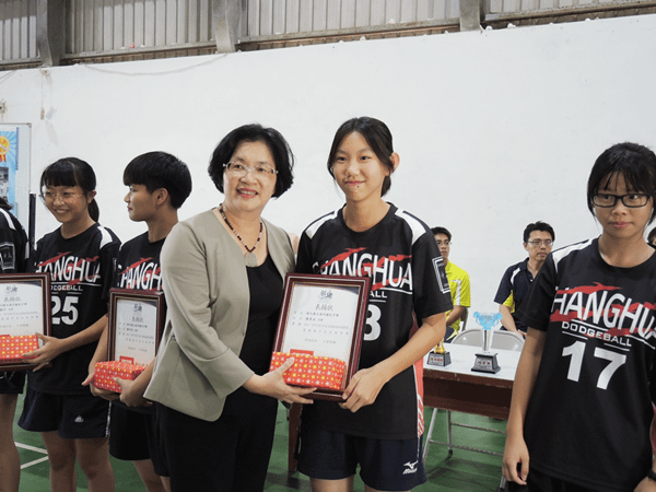 全國躲避球錦標賽成績亮眼 彰化縣溪州國中及三條國小獲表揚3.png