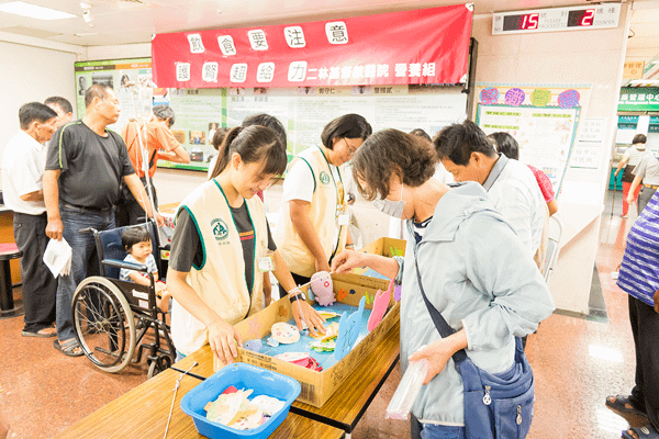 二基醫院舉辦保護腎臟健康闖關活動  夏季飲食要注意什麼報你知3.png