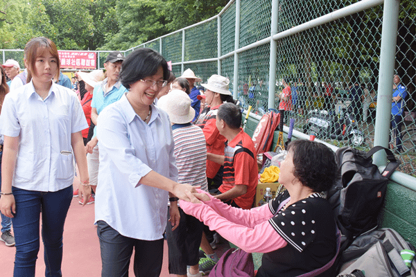 彰化縣網球好手齊聚溪州公園 要活就要動作伙運動i臺灣4.png