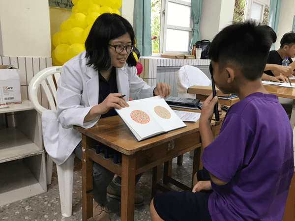 大葉大學視光系師生走進村東國小 關心在地學童視覺健康3.png