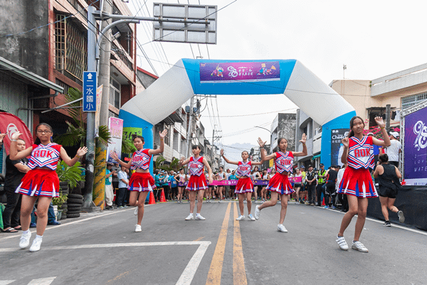 戀戀二水城鄉觀光 跑水馬拉松鳴槍起跑2.png