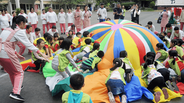 達德商工幼保科呼應國際兒童人權日 共創孩子快樂童年1.png