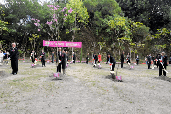 大葉大學30週年校慶植樹活動 再一次幸福，遇見風鈴木4.png